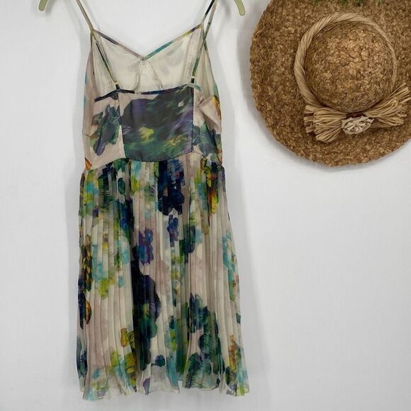 JACK Monique Floral Spaghetti Strap Pleated Slip Dress Cream Purple Green Small - Picture 10 of 16
